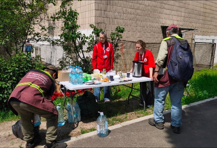 Штабы помощи в Киеве для пострадавших развернули в нескольких районах: какие адреса - фото 1