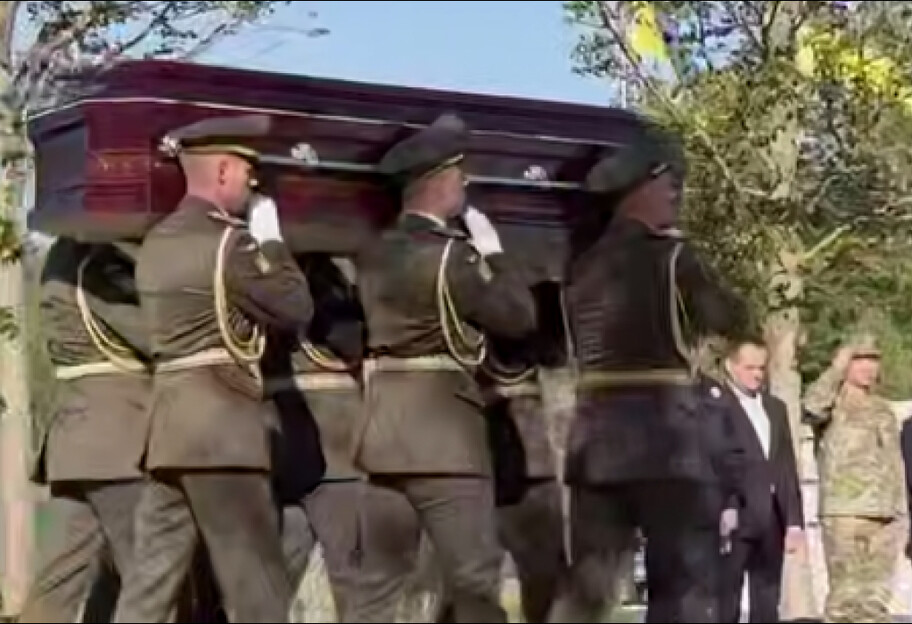 Мінветеранів: Усі поховання на НВМК під Києвом будуть проводитися з військовим ритуалом - фото 1