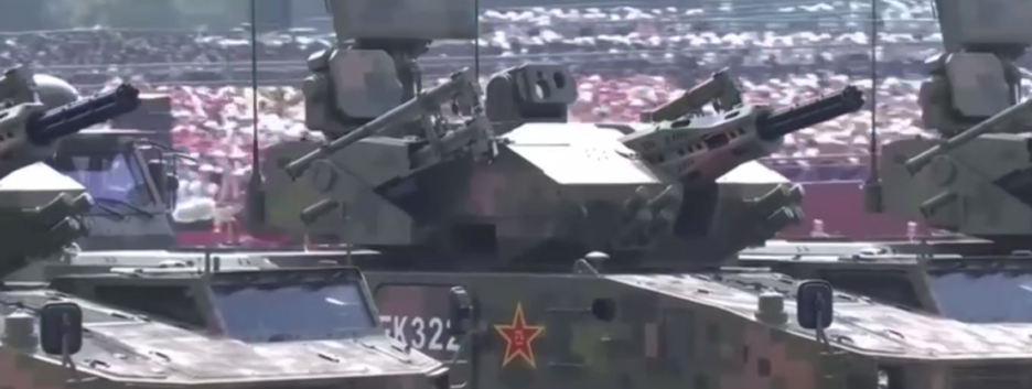 В Китае прошел самый масштабный в истории страны военный парад (видео)