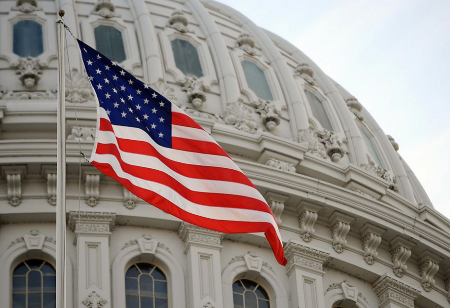 Єрмак: США ввели санкції проти мережі компаній і суден за контрабанду іранської нафти - фото 1