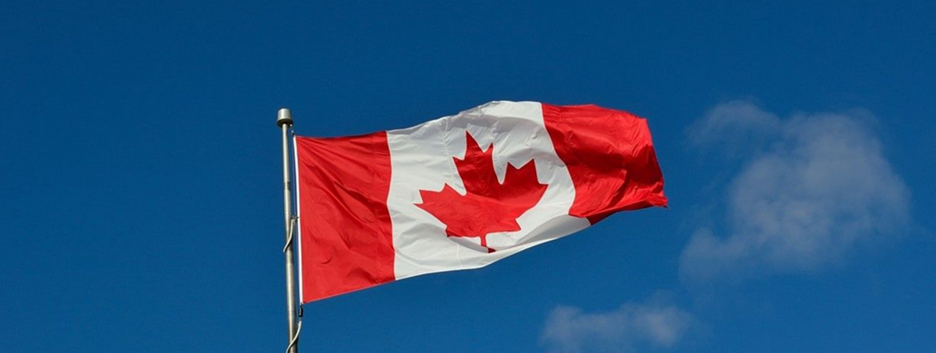 Канада теж знизила 