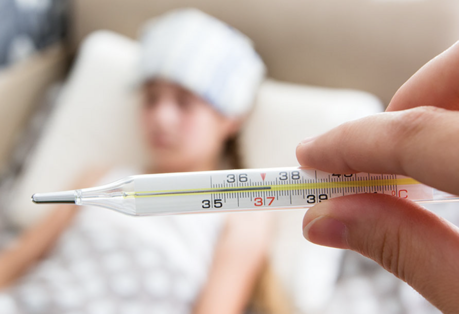 Симптоми ГРВІ, грипу та COVID – коли звертатися до лікаря - фото 1