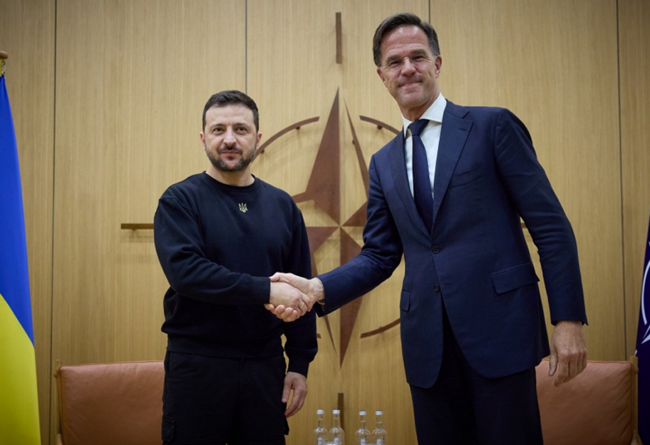 Гарантии безопасности и усиления ПВО: Зеленский провел разговор с генсеком НАТО - фото 1