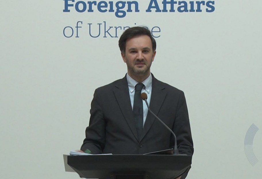 МИД среагировал на предложение Путина провести переговоры с Зеленским в Москве - фото 1