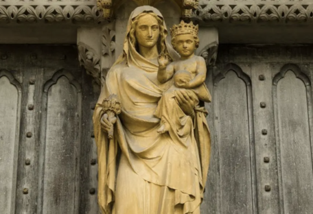 Рождество Пресвятой Богородицы 2025: дата празднования, традиции и запреты