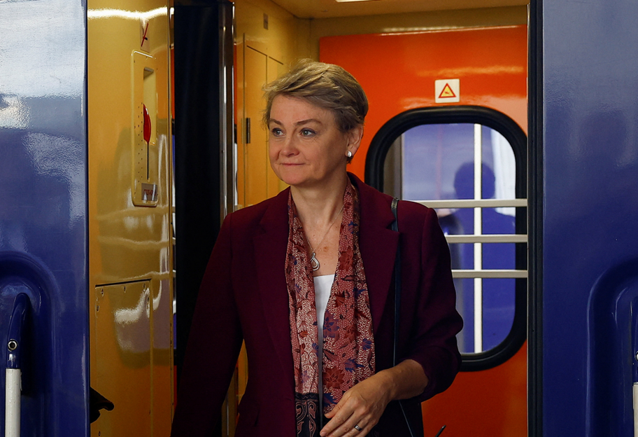 Велика Британія виділить £142 млн допомоги Україні: куди підуть гроші - фото 1