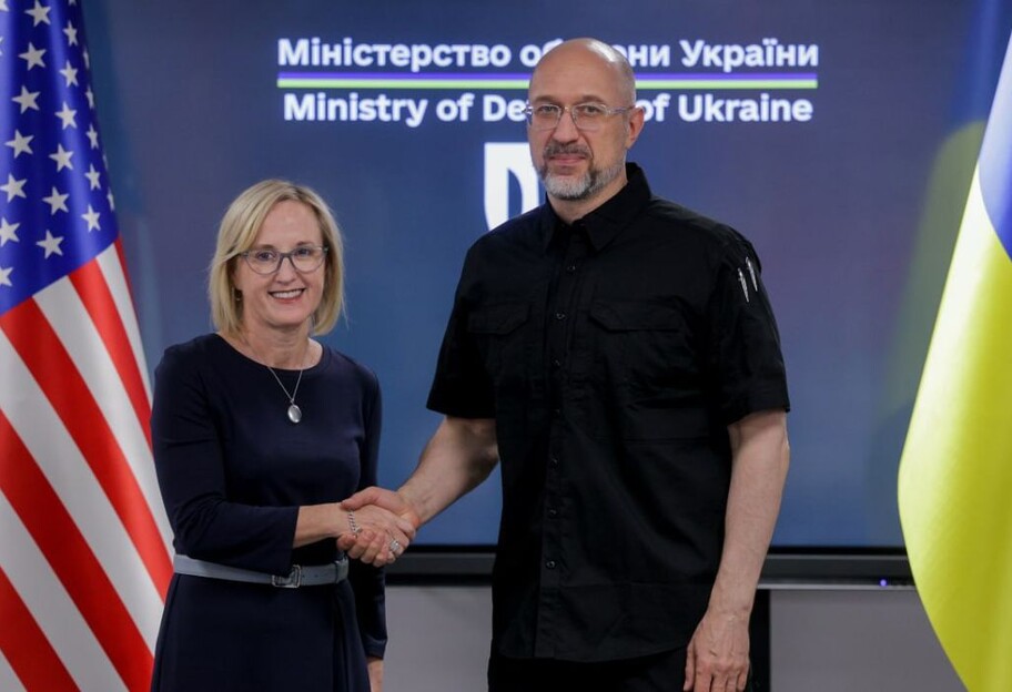 Шмигаль и DFC обсудили инвестиции и общие проекты для Украины - фото 1