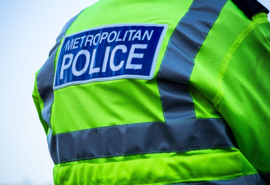 В Британії затримали трьох осіб за підозрою у шпигунстві на росію - фото 1