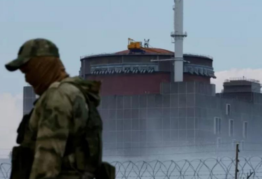 россия активизирует провокации возле ЗАЭС — возможны блекауты и попытка подключения станции к энергосистеме рф - фото 1