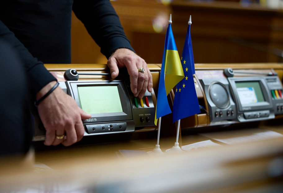 ВРУ дозволила бронювати працівників підприємств ОПК, навіть якщо у них проблеми з військовим обліком - фото 1