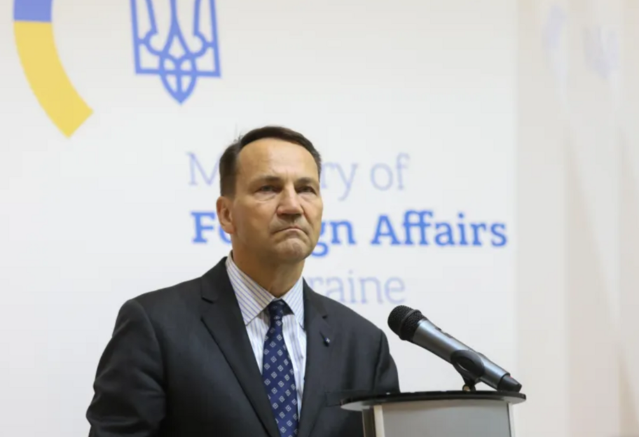 Польща засуджує нові удари рф і готує подальшу підтримку Україні - МЗС - фото 1