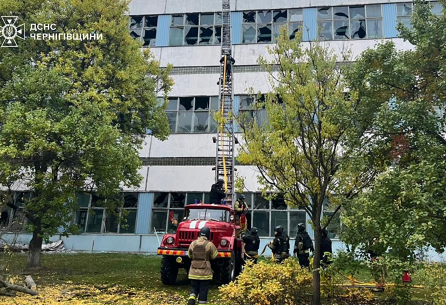 ДСНС: у Ніжині внаслідок російського удару пошкоджене промислове підприємство - фото 1