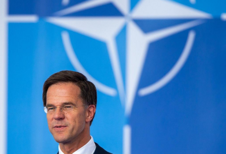 Генсек НАТО пояснив, чому Альянс не збиває російські літаки у своєму повітряному просторі