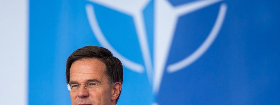 Генсек НАТО пояснив, чому Альянс не збиває російські літаки у своєму повітряному просторі