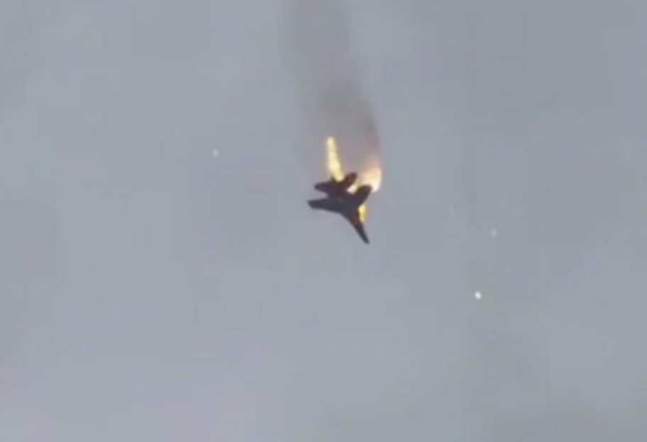 Росіяни збили власний літак над тимчасово окупованим Кримом: що відомо - фото 1