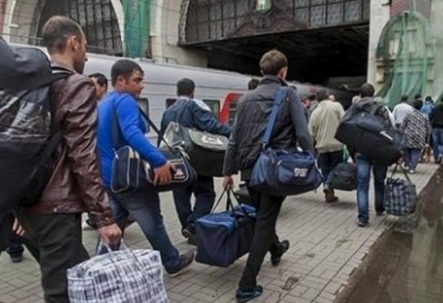 Центр нацспротиву: росіяни на ТОТ України планують переселяти жителів віддалених регіонів рф - фото 1