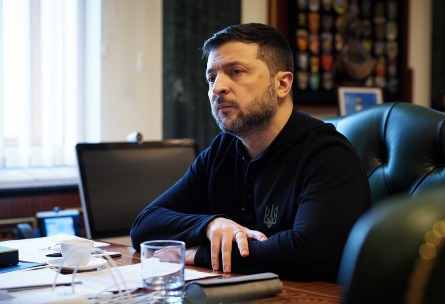 Зеленський провів Ставку: Готуємо далекобійні відповіді на російський терор проти інфраструктури - фото 1