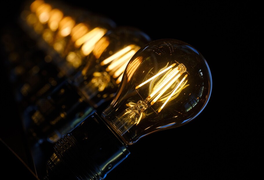 В більшості областей зафіксовані аварійні відключення світла - Міненерго - фото 1