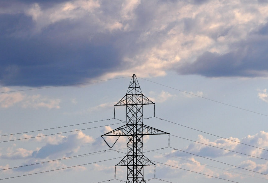 У Міненерго заявили про атаку на енергетичну інфраструктуру Чернігівської та Донецької областей - фото 1