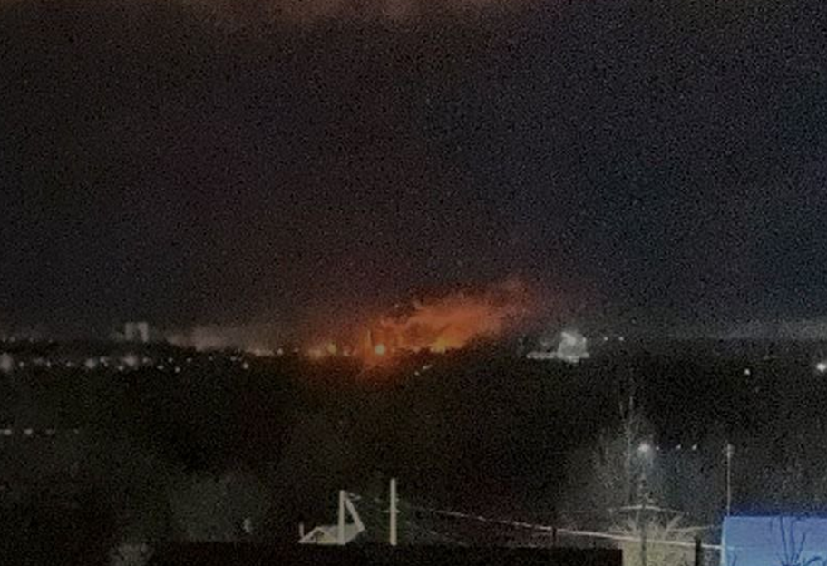 Генштаб підтвердив ураження газопереробної та двох нафтопереробних заводів в рф - фото 1