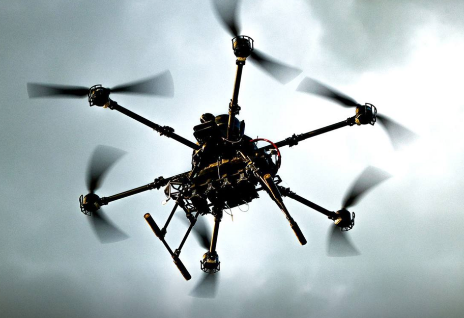 Шмигаль: Міноборони виділило 1,9 млрд грн на забезпечення війська дронами - фото 1