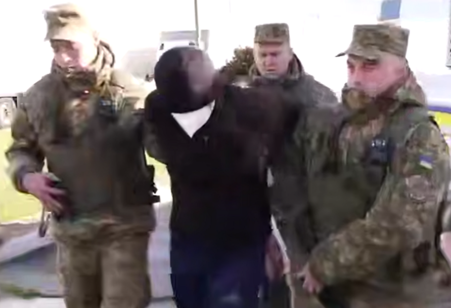 Україна вперше передала російського військового до іншої держави для суду за воєнні злочини (відео) - фото 1