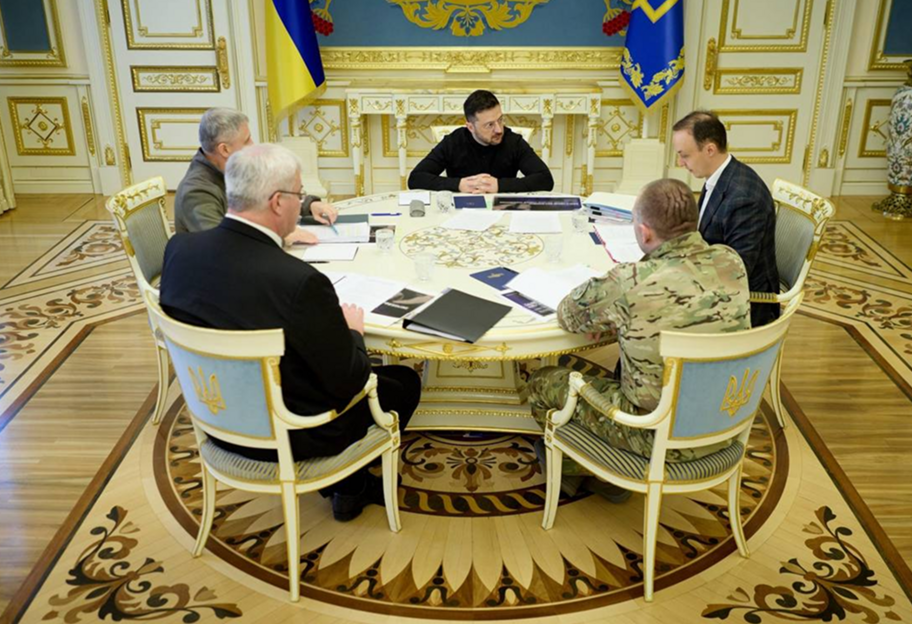 Зеленский: Украина ужесточает санкции против российского военного производства и пропаганды - фото 1