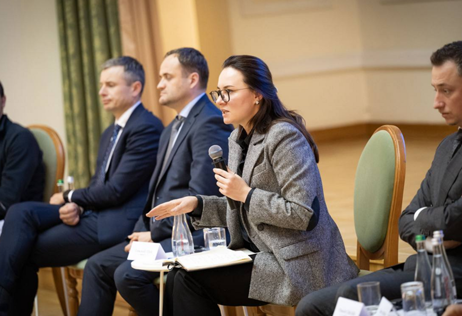 Грошова допомога, програма 