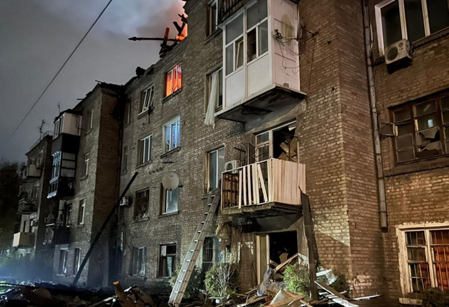 Російські безпілотники масовано атакували Дніпропетровщину: є постраждалі - фото 1