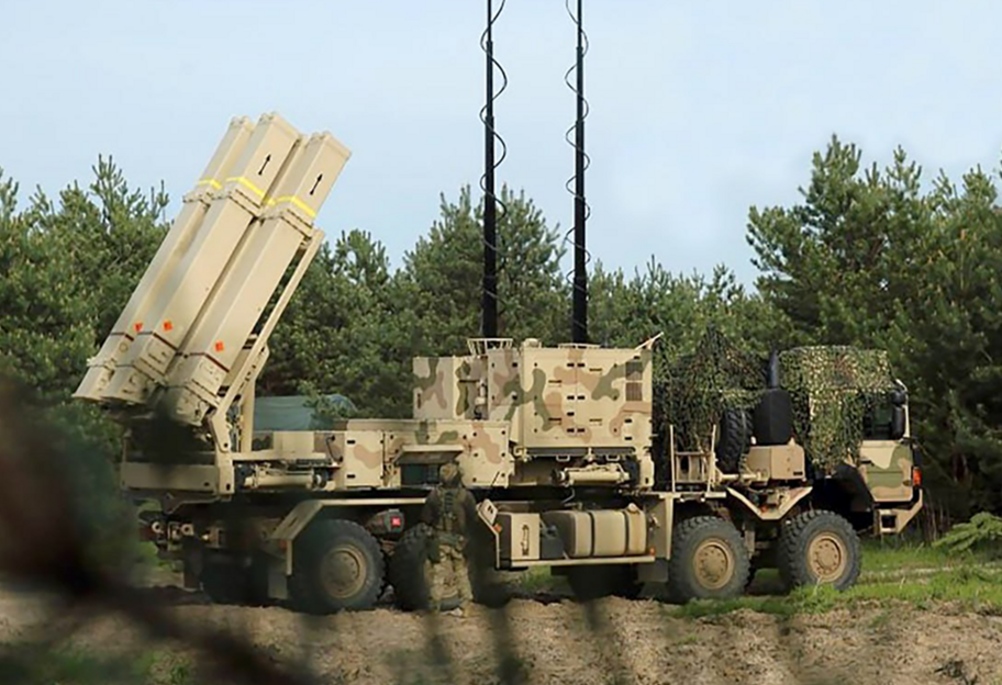 Повітряні Сили: уночі росіяни здійснили масовану атаку 121 ударним БпЛА - фото 1