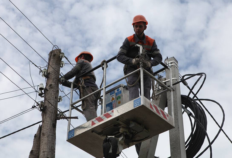 Ворог атакував енергетичну інфраструктуру України: найскладніша ситуація на Дніпропетровщині - фото 1