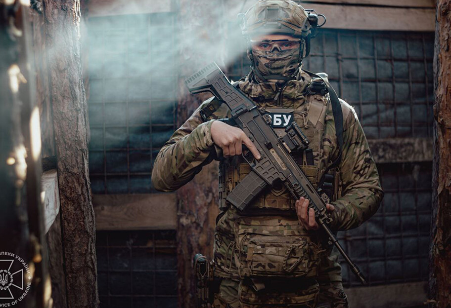 СБУ: троє зрадників отримали по 15 років ув'язнення за участь у бойових діях проти України - фото 1