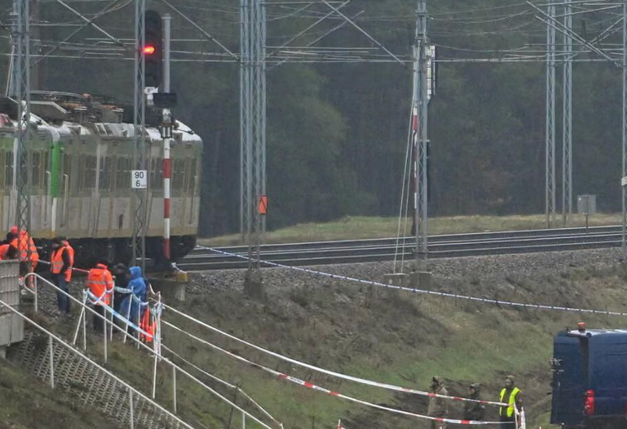 Диверсия на железной дороге в Польше: полиция задержала украинца - фото 1