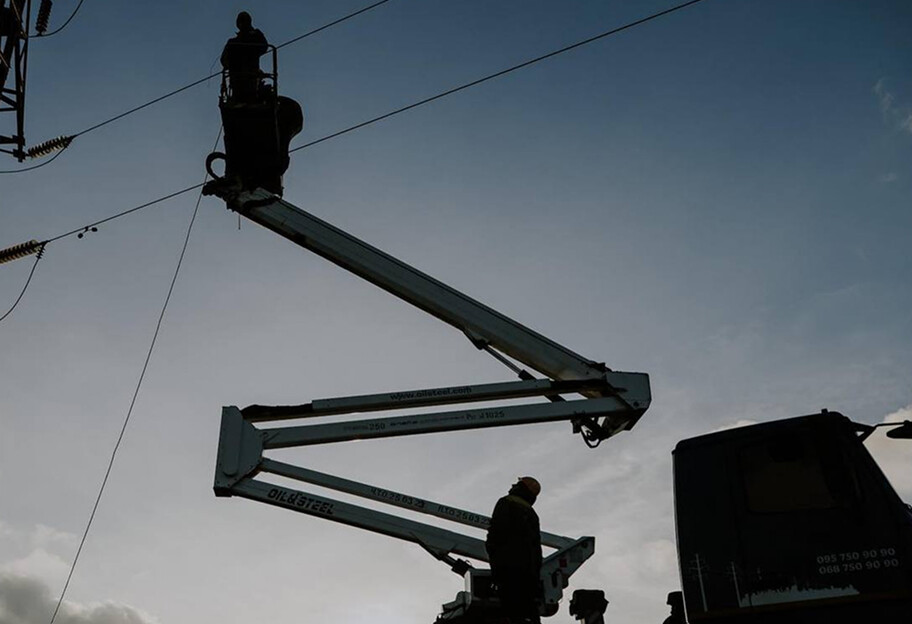 Міненерго: в усіх регіонах сьогодні застосовуються графіки погодинних відключень - фото 1