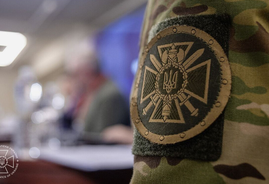 СБУ затримала неповнолітнього агента, що намагався спалити вежу мобільного зв'язку на Кіровоградщині - фото 1