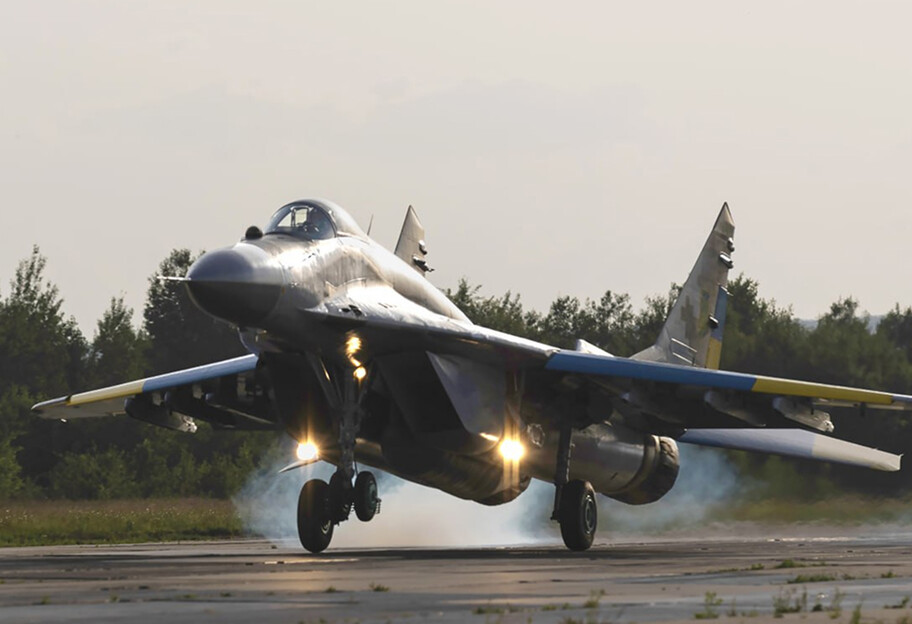 Нічна атака рф: ворог атакував Україну двома ракетами та 90 БпЛА, є влучання - фото 1