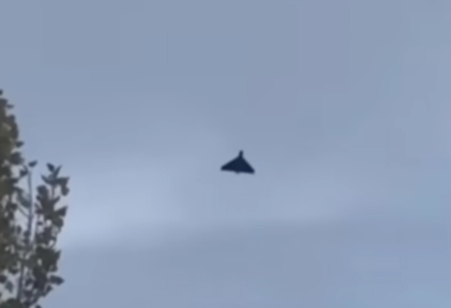 Стало відомо, скільки росіяни виготовляють дронів на місяць - фото 1