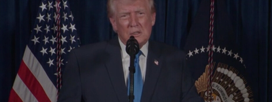 Трамп заявив про намір повністю зупинити міграцію до США із країн третього світу