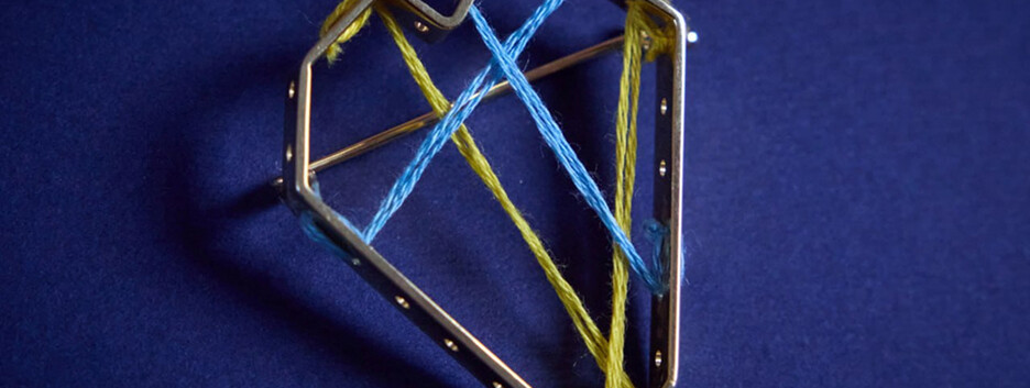 Зеленский поздравил украинцев с Международным днем волонтера