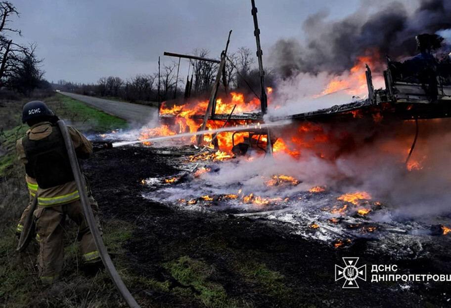 Через російські обстріли на Дніпропетровщині є загиблий та поранені — ОВА - фото 1