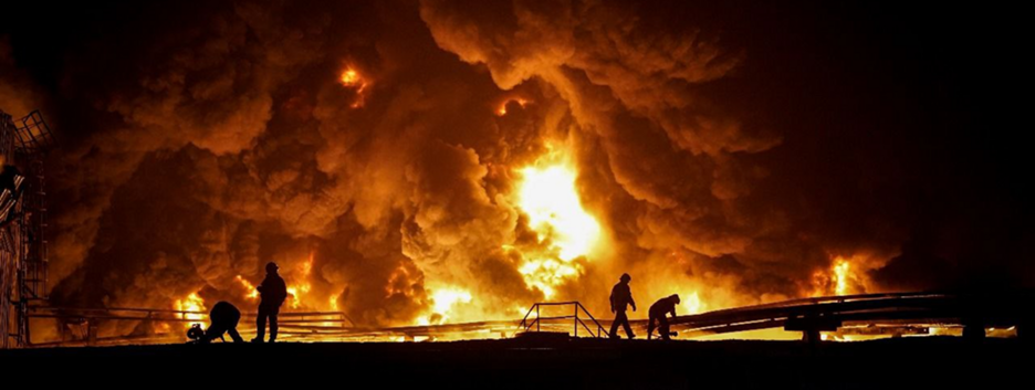 На Полтавщине возникли масштабные пожары после ударов рф по объектам энергетики