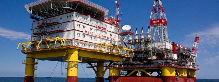 Дроны СБУ в третий раз ударили по нефтедобывающим платформам рф в Каспийском море