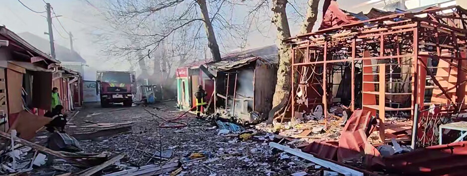 Росіяни ударили по міському ринку у Херсоні — загинув чоловік