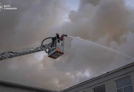 Росіяни за добу здійснили понад 60 обстрілів по Сумщині: без постраждалих, є руйнування