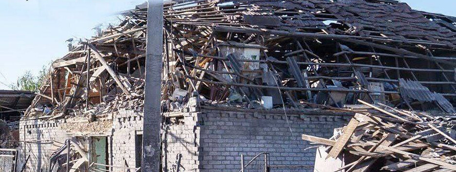 Російська КАБ влучив у приватний будинок на Запоріжжі: одна людина загинула, три — поранені 