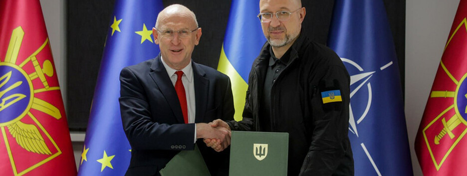 Украина и Великобритания подписали дорожную карту развития летнего партнерства в оборонной сфере