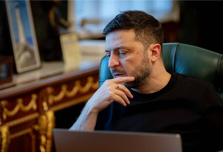 Зеленский внес в ВРУ указ о продлении военного положения и мобилизации