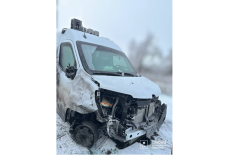Российский дрон атаковал гражданский эвакуационный автомобиль в Сумской области