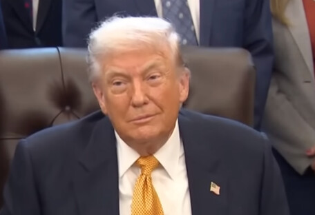 россия якобы готова к соглашению, а затягивает Украина — Трамп