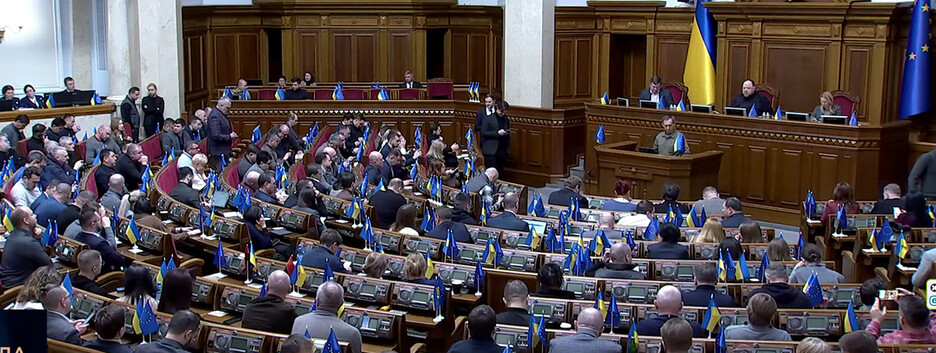 Теперь можно будет заключать трудовой договор, не находясь по месту работы